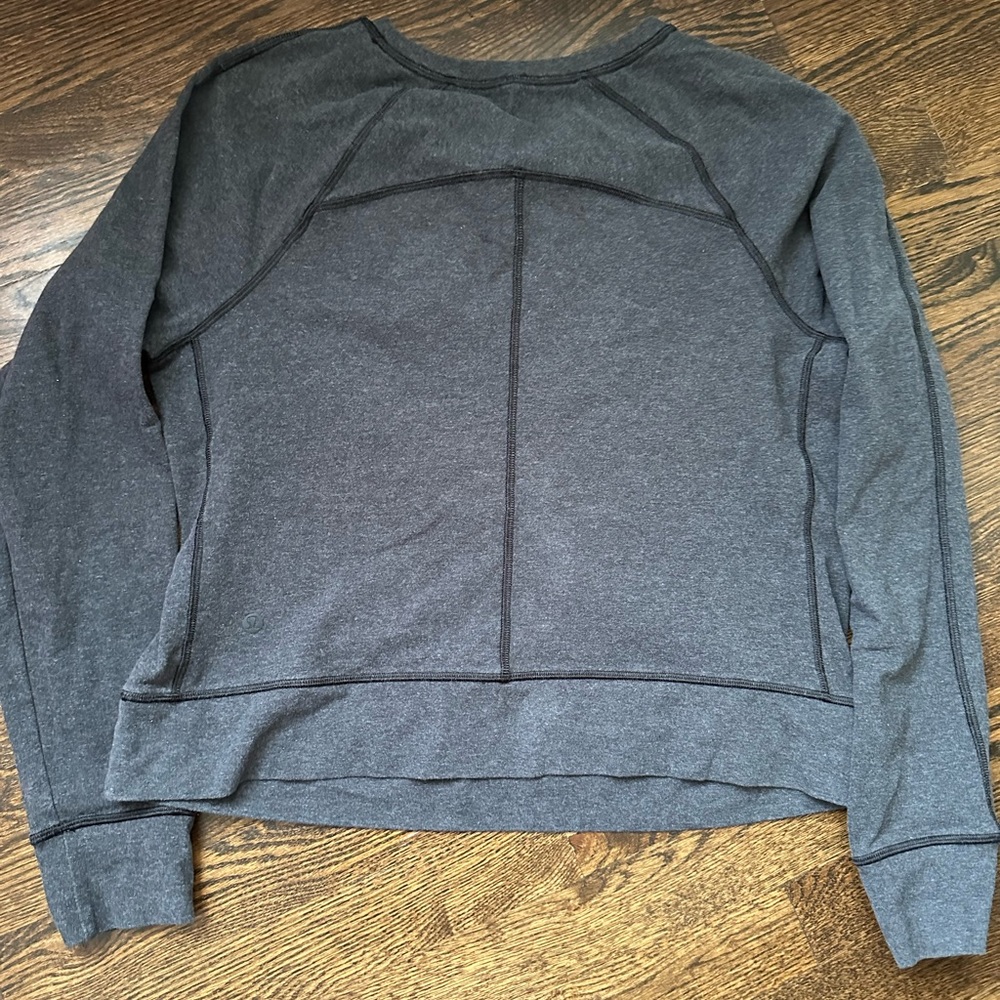 Lululemon Embroidered Logo Sweatshirt